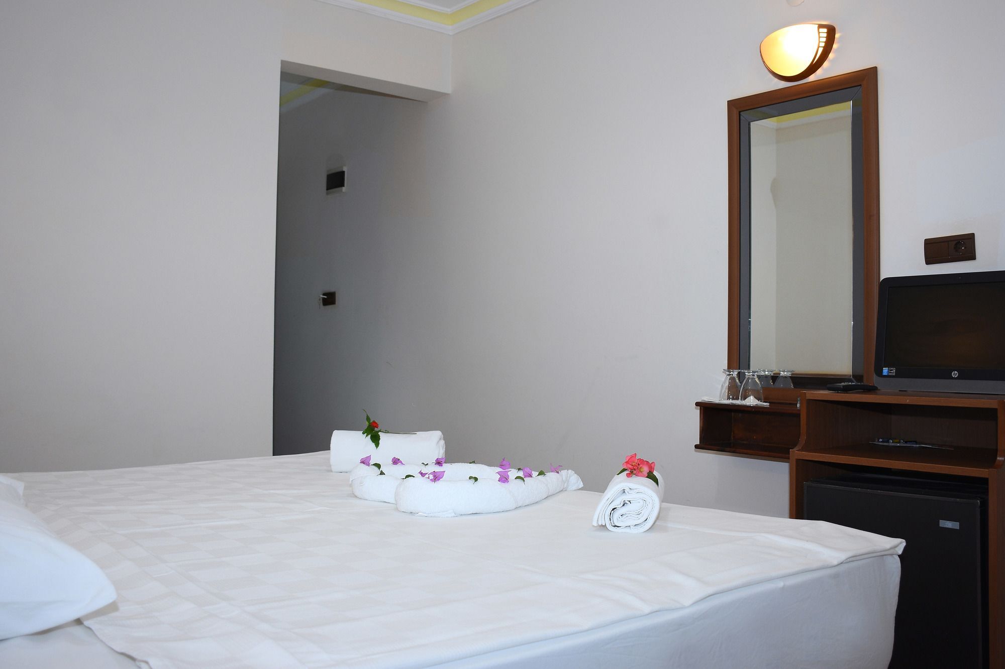 Hotel Gumbet Anil Beach Bitez Exterior foto
