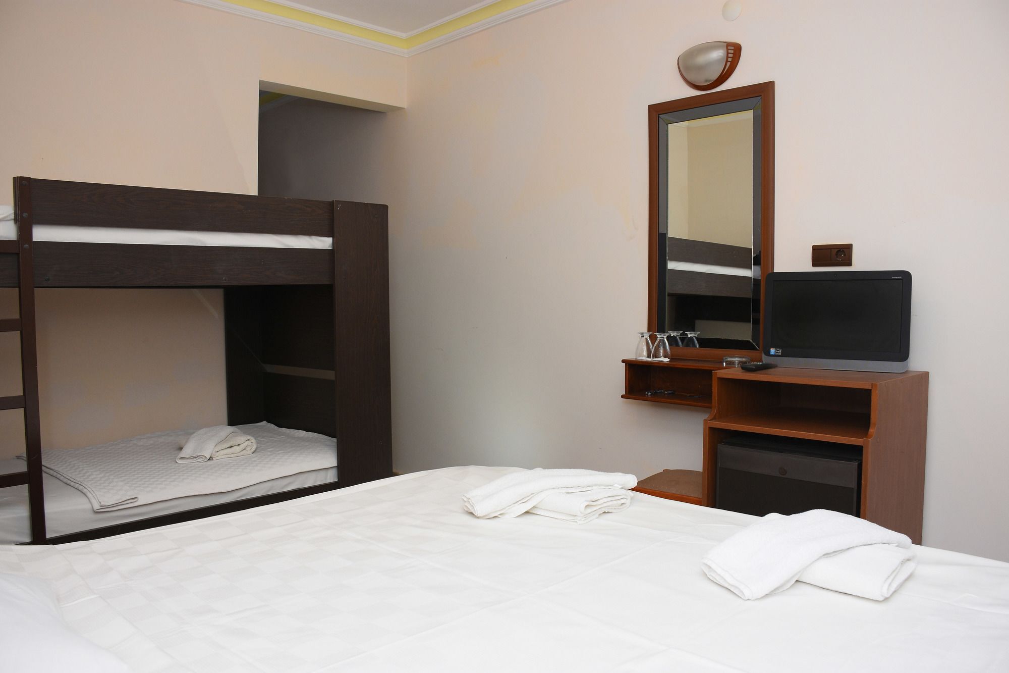 Hotel Gumbet Anil Beach Bitez Exterior foto