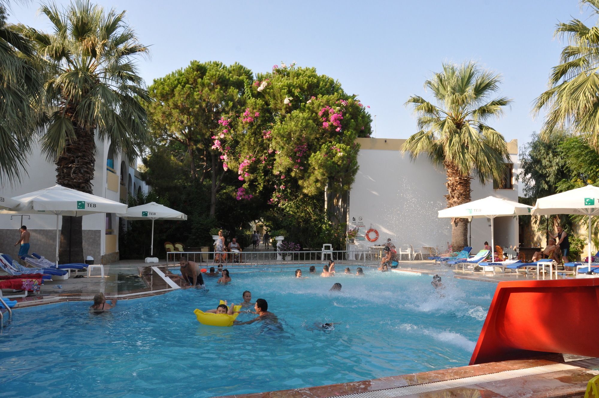 Hotel Gumbet Anil Beach Bitez Exterior foto